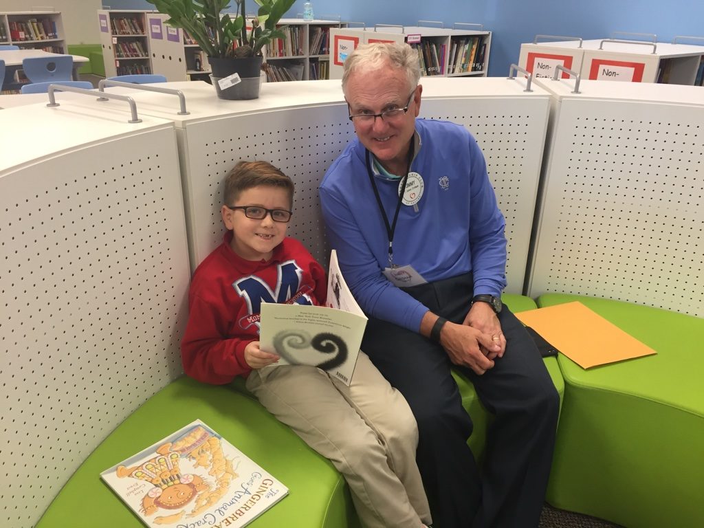 Building relationships through volunteer reading programs